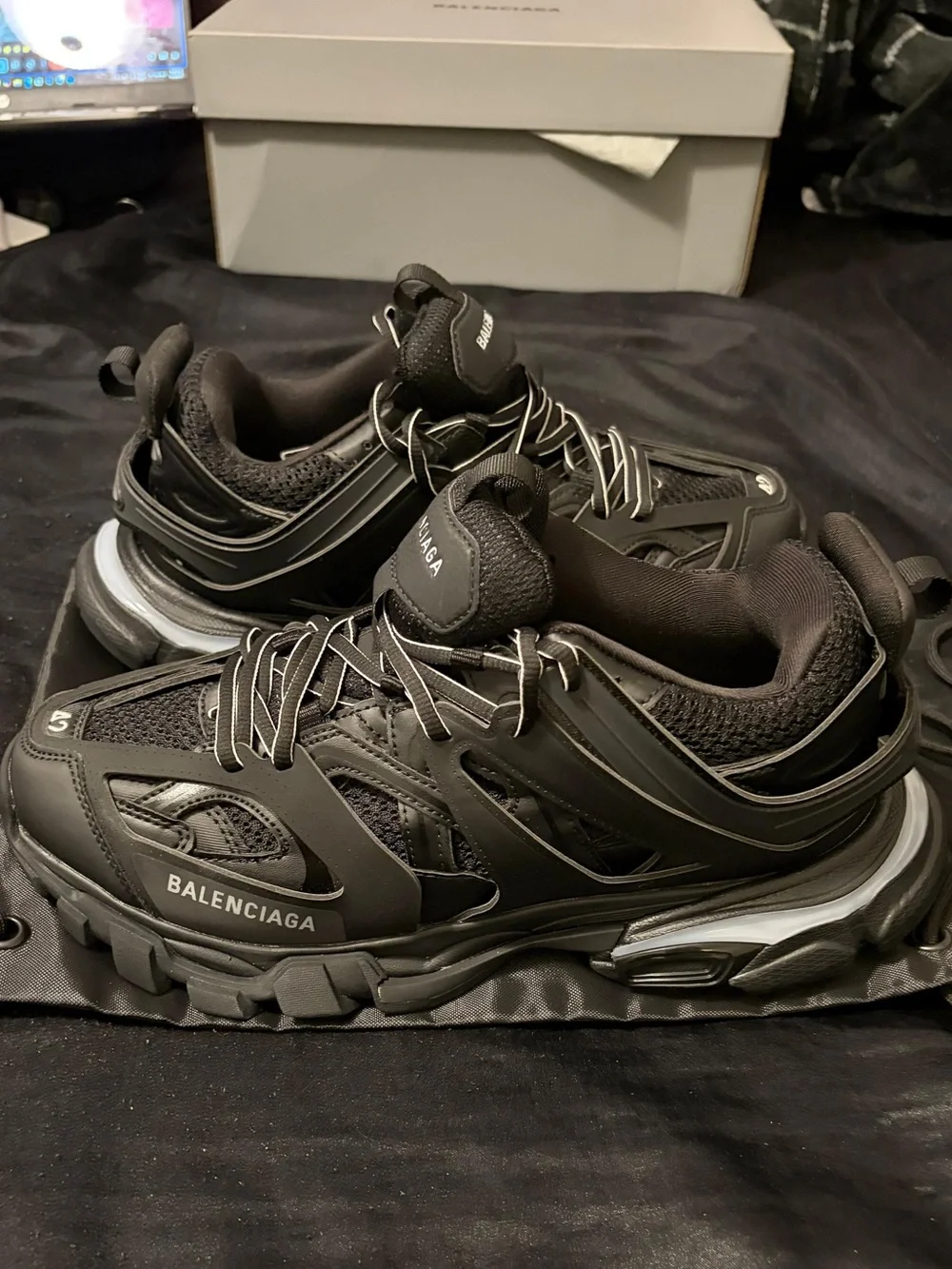 Balenciaga Black Sneakers with Red Highlights - Picture 2 of 3